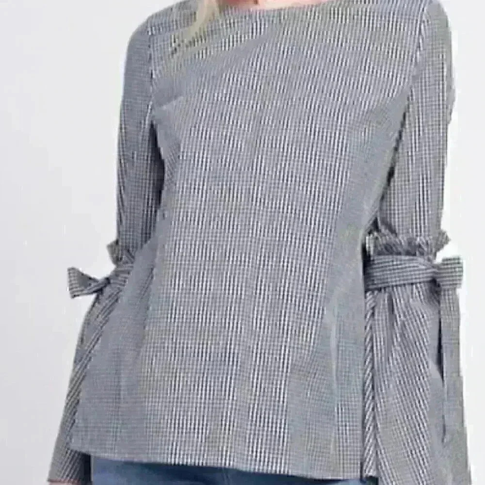 x01 chirwish gingham black and white CHARISMA TOP WITH BELL SLEEVE size xs/s top - Picture 4 of 5
